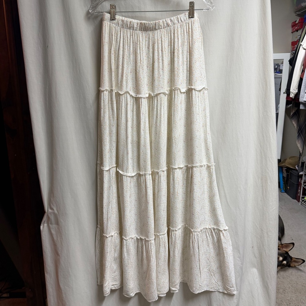 Ultra Flirt Women White Ditsy Floral Tiered Maxi Skirt Large NWT Cottagecore
